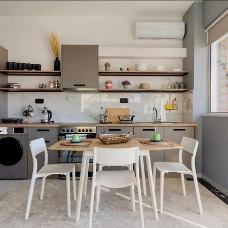 Loft With Private Parking Apartment Athens Ngoại thất bức ảnh