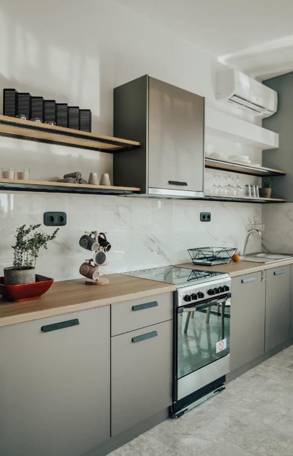 Loft With Private Parking Apartment Athens Ngoại thất bức ảnh